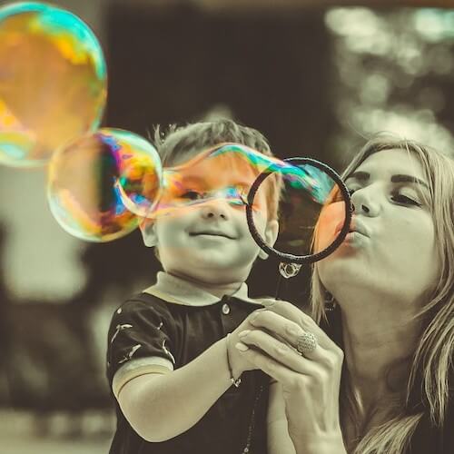 madre_hijo_interactuando madre_hijo_interactuando
